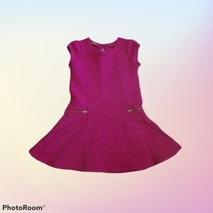 Toddler girl's dress with zippered pockets